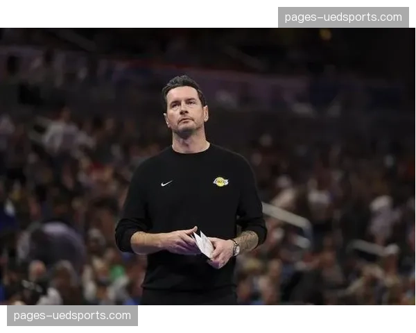 湖人雷迪克计划紧缩7-8人轮换，年轻球员获证明机会